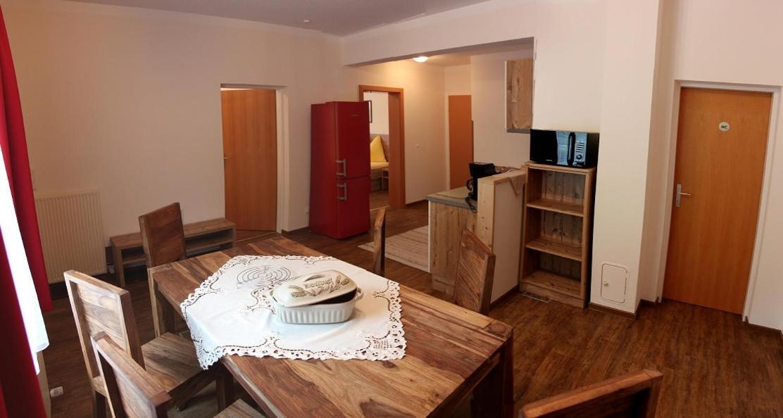 Appartement Juns Tux Luaran gambar